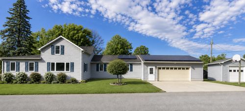 724 Washington Ave, Wabasha, MN, 55981-1652 | Card Image