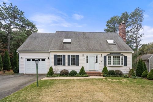 20 Sandy Way, Mashpee, MA, 02649-3701 | Card Image