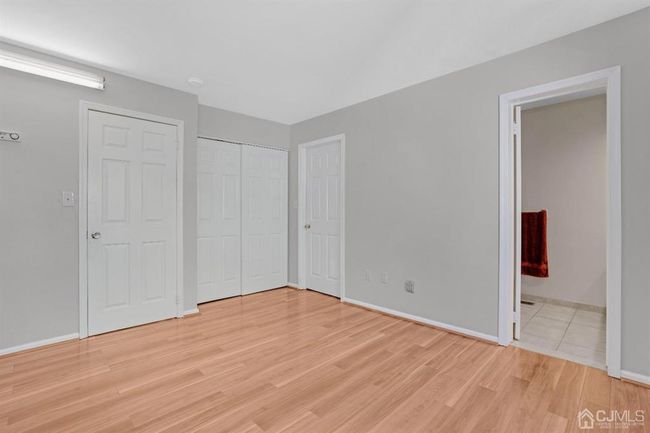 1308 Woodbridge Commons Way, Townhouse with 3 bedrooms, 2 bathrooms and null parking in Iselin NJ | Image 14