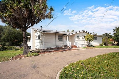 3448 Willow St, Bonita, CA, 91902-1236 | Card Image