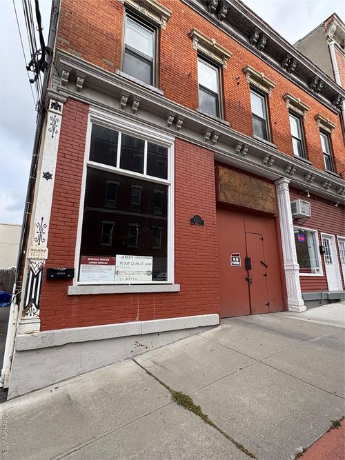 61 Central Ave, Ossining, NY, 10562-4125 | Card Image