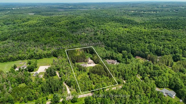 743055 Sideroad 10, House other with 3 bedrooms, 3 bathrooms and 10 parking in Chatsworth ON | Image 37