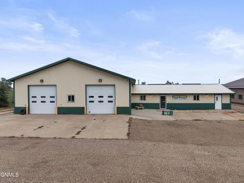 604 Industrial Dr W, Center, ND, 58530-3201 | Card Image