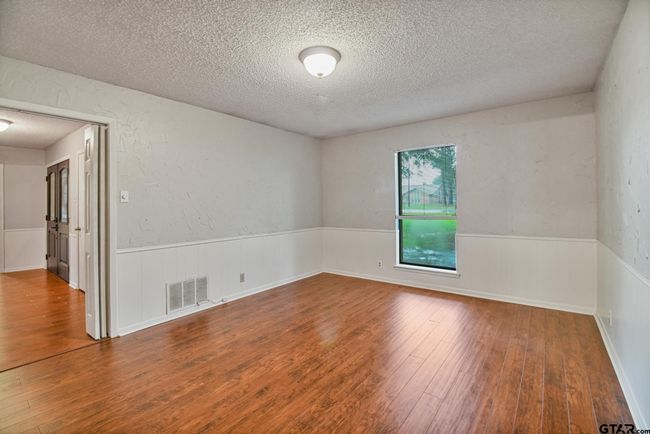 201 Karla Dr, House other with 3 bedrooms, 2 bathrooms and null parking in Whitehouse TX | Image 15