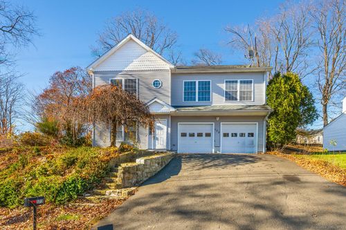 173 Anton Dr, Bridgeport, CT, 06606-1702 | Card Image