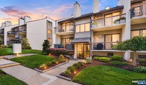 102 W Ridge Mews, Wood Ridge, NJ, 07075-1347 | Card Image
