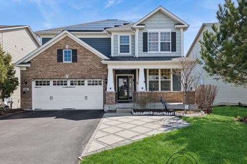 24 Beverly Ln, Hawthorn Woods, IL, 60047-7626 | Card Image