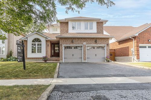 1003 Catskill Dr, Oshawa, ON, L1J8N7 | Card Image