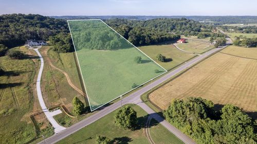 3076 Carters Creek Pike, Franklin, TN, 37064 | Card Image