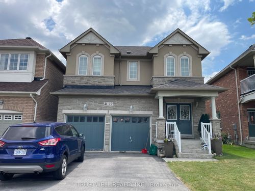 19 Balliol Ave, Richmond Hill, ON, L4E5B3 | Card Image