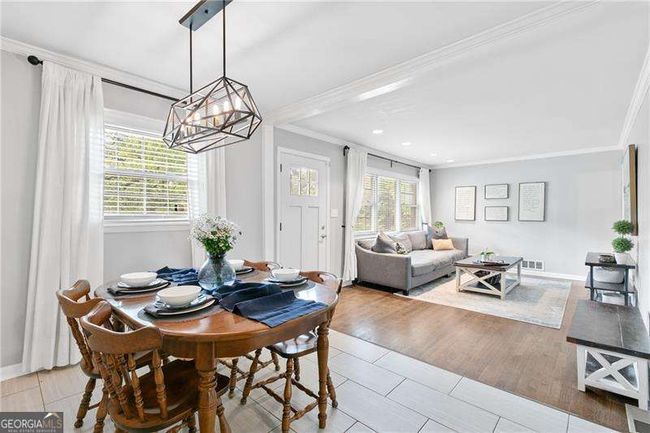 2337 Elmwood Cir Se, House other with 3 bedrooms, 3 bathrooms and null parking in Atlanta GA | Image 6
