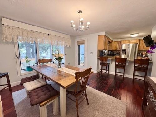 unit-151-5 Tsienneto Rd, Derry, NH, 03038-1575 | Card Image