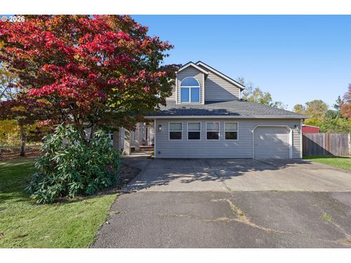 9925 Ne Hillview Ct, Newberg, OR, 97132-6871 | Card Image