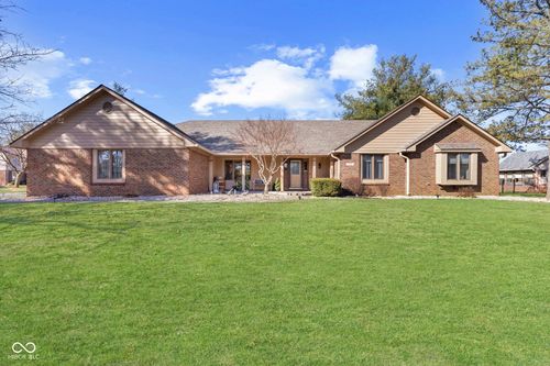 238 Lake Dr, Greenwood, IN, 46142-9184 | Card Image