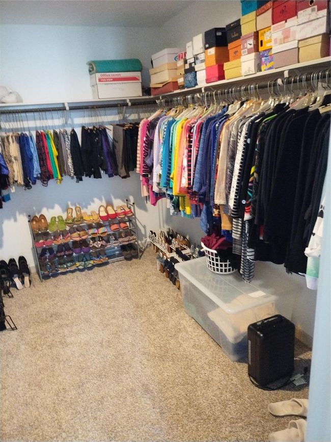 Wow extra large closet. Just one side. | Image 9