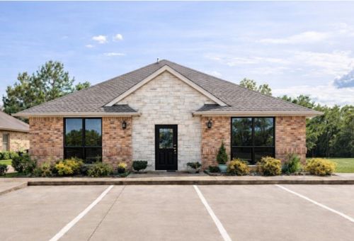 2606 Harwood Rd, Bedford, TX, 76021-3700 | Card Image