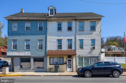 303 S Front St, STEELTON, PA, 17113-2536 | Card Image