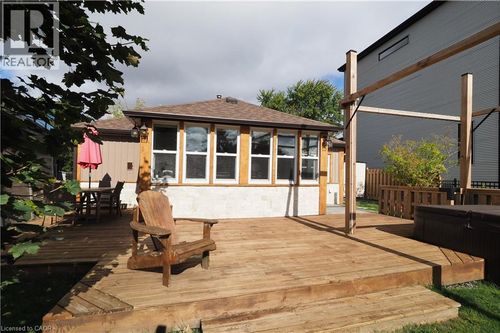 50 Holly Trail, Puslinch, ON, N3C2V4 | Card Image