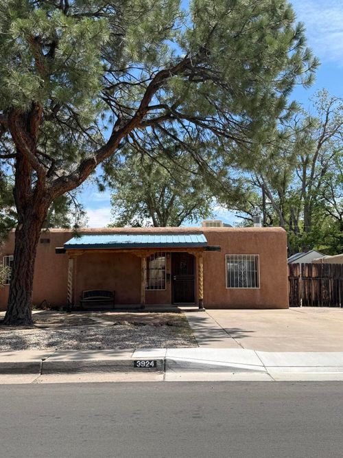 3924 Smith Ave Se, Albuquerque, NM, 87108-4348 | Card Image