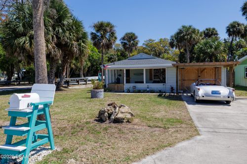 69 E Bayshore Dr, Port Orange, FL, 32127-6401 | Card Image