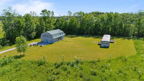 3367 Main St, Isle La Motte, VT, 05463-7800 | Card Image