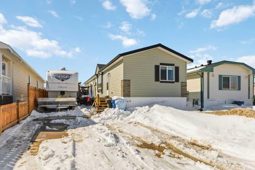 140 Ewashko Crescent, Fort Mcmurray, AB, T9K2T2 | Card Image