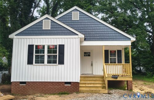 211 S 12th Ave, Hopewell, VA, 23860-3750 | Card Image