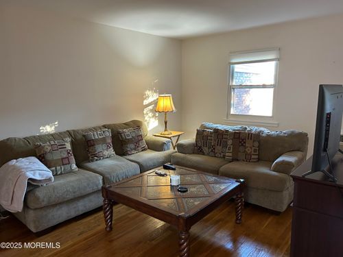 74-79 Roseland Ave, Caldwell, NJ, 07006-5960 | Card Image