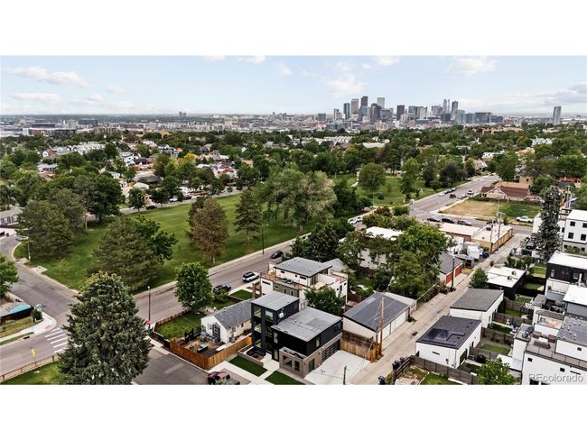 2040 W 45 Th Ave, House other with 3 bedrooms, 4 bathrooms and null parking in Denver CO | Image 5