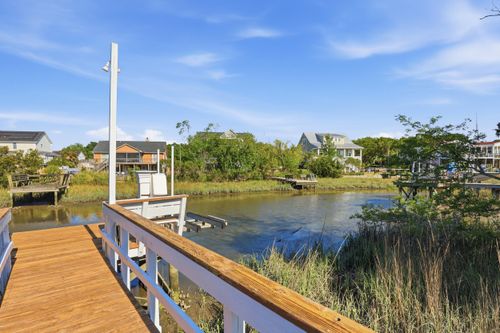 1682 Old Military Rd, Charleston, SC, 29412-9634 | Card Image