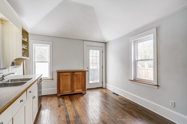 5309 County Rd 9, House other with 3 bedrooms, 1 bathrooms and 3 parking in New Lowell ON | Image 5