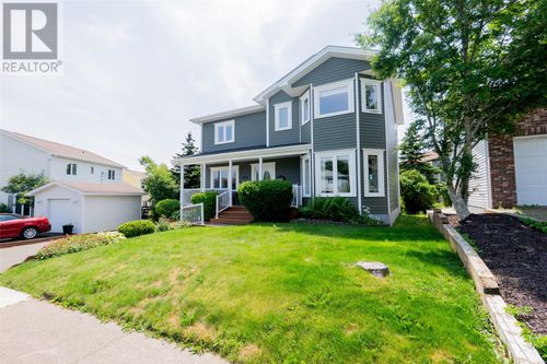 19 Portland Pl, St. John's, NL, A1E5J9 | Card Image