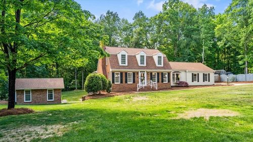 1412 Trailwood Ln, Kernersville, NC, 27284-7898 | Card Image