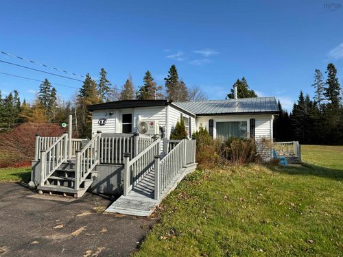 1062/1064 Crowes Mills Rd, Onslow Mountain, NS, B0M1G0 | Card Image