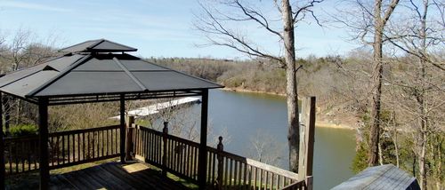 252 Oster Dr, Harrodsburg, KY, 40330-8726 | Card Image