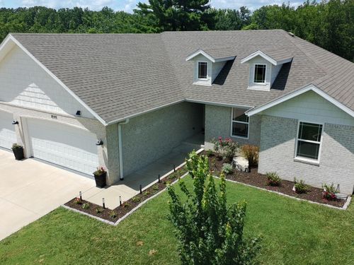 1099 E Lakota St, Nixa, MO, 65714-7555 | Card Image