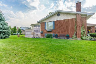 1940 Belvedere Cres, House other with 3 bedrooms, 3 bathrooms and 3 parking in Cornwall ON | Image 3