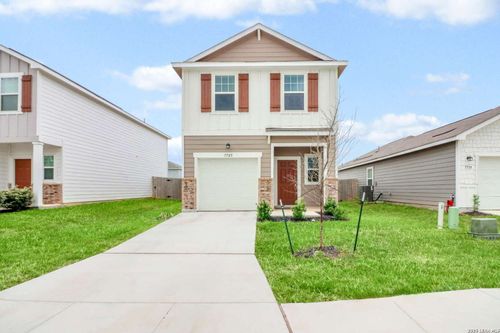 7723 Fern Holw, San Antonio, TX, 78252-4709 | Card Image
