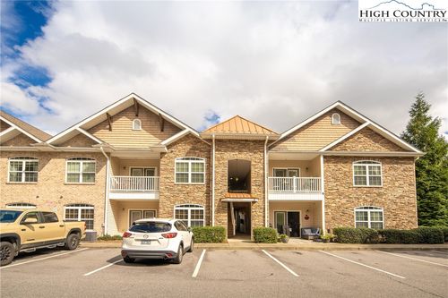 apt-210-190 Eli Hartley Dr, Boone, NC, 28607-3798 | Card Image