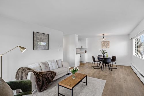 206-2299 E 30th Ave, Vancouver, BC, V5N5N1 | Card Image