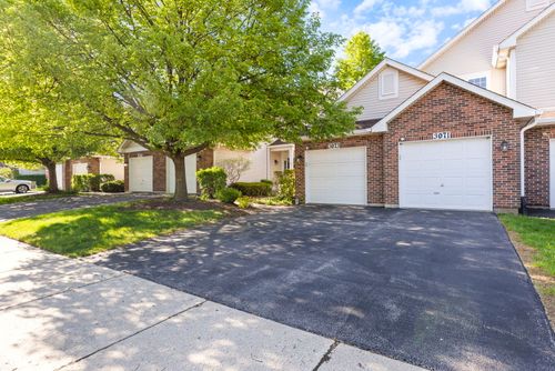 3073 Kentshire Cir, Naperville, IL, 60564-8430 | Card Image