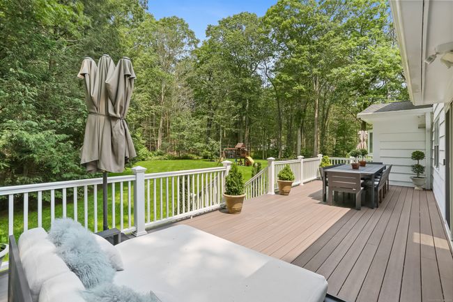 127 Danforth Dr, House other with 4 bedrooms, 3 bathrooms and null parking in New Canaan CT | Image 39