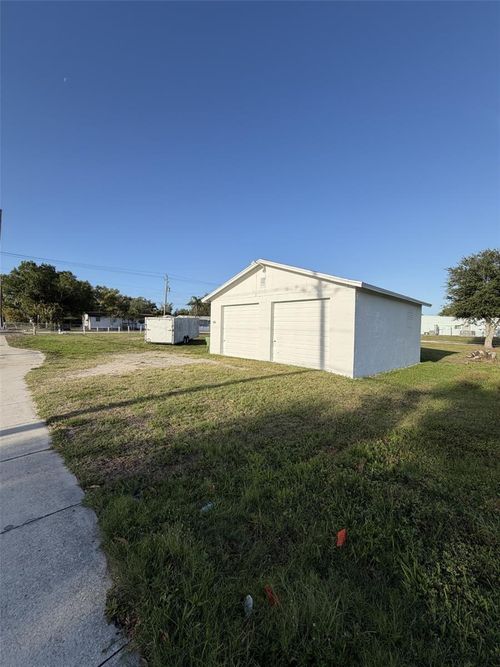 2613 7th Avenue E, BRADENTON, FL, 34208 | Card Image