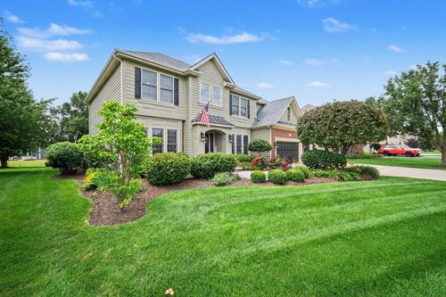 430 Pheasant Hill Dr, North Aurora, IL, 60542-1288 | Card Image