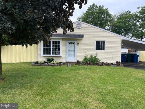 19 Goodturn Rd, LEVITTOWN, PA, 19057-3807 | Card Image