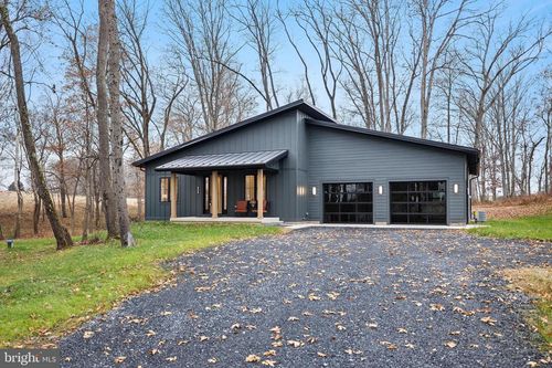 126 Chickadee Ct, Woodstock, VA, 22664-4042 | Card Image