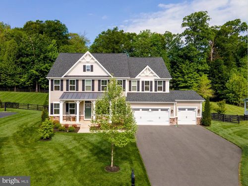 6400 Bob White Dr, WARRENTON, VA, 20187-4736 | Card Image