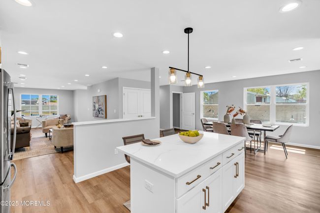 15 Sunset St, House other with 4 bedrooms, 3 bathrooms and null parking in Keansburg NJ | Image 6