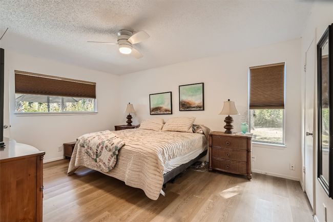 9206 Robins Nest Ln, House other with 3 bedrooms, 2 bathrooms and 2 parking in Austin TX | Image 9