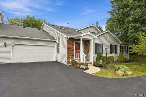 171 Stepping Stone Ln, Orchard Park, NY, 14127-4114 | Card Image